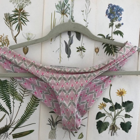 Frankie's Bikinis Pink Chevron Cheeky Bottoms Med - Picture 2 of 5